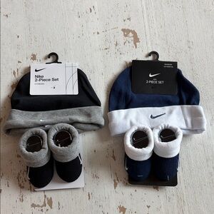 Nike Kids 2-Piece Beanie & Booties Set - Black/Grey and Navy/White